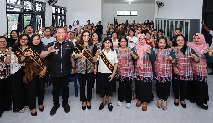 Bunda PAUD Kota Pematangsiantar Ny Liswati Wesly Silalahi Hadiri Kegiatan Parenting Class PAUD Se - Kecamatan Siantar Marimbun.